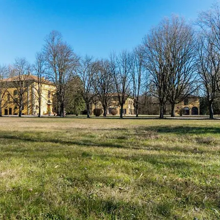 Palazzo Bonfiglioli ベッド・アンド・ブレックファスト 4*